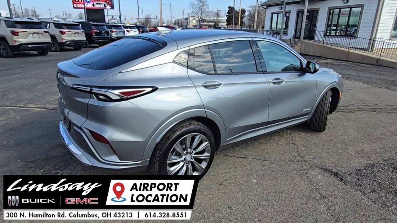 New 2026 Buick Envista Avenir image 9