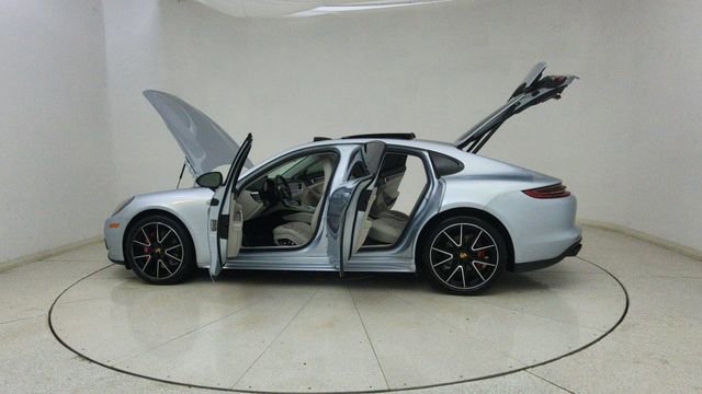 Used 2018 Porsche Panamera 4S image 72
