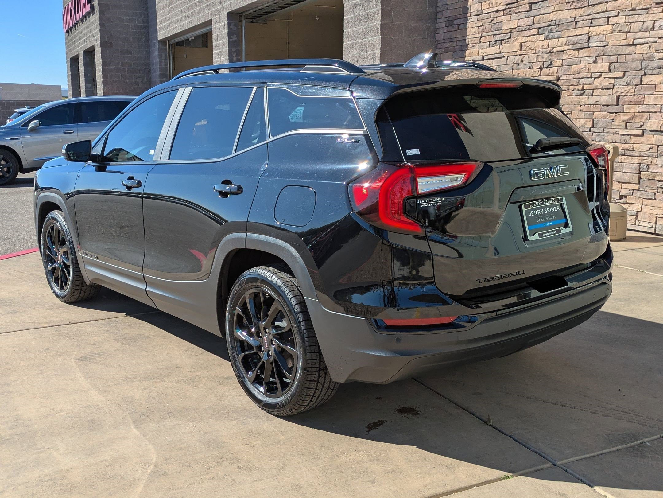 Certified 2023 GMC Terrain SLE w/ Elevation Edition image 3