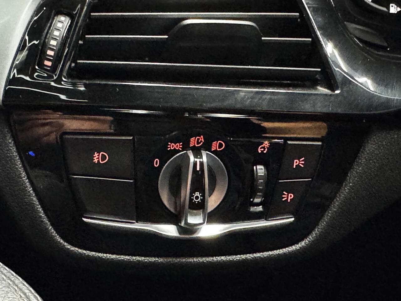 Used 2018 BMW 530i image 27