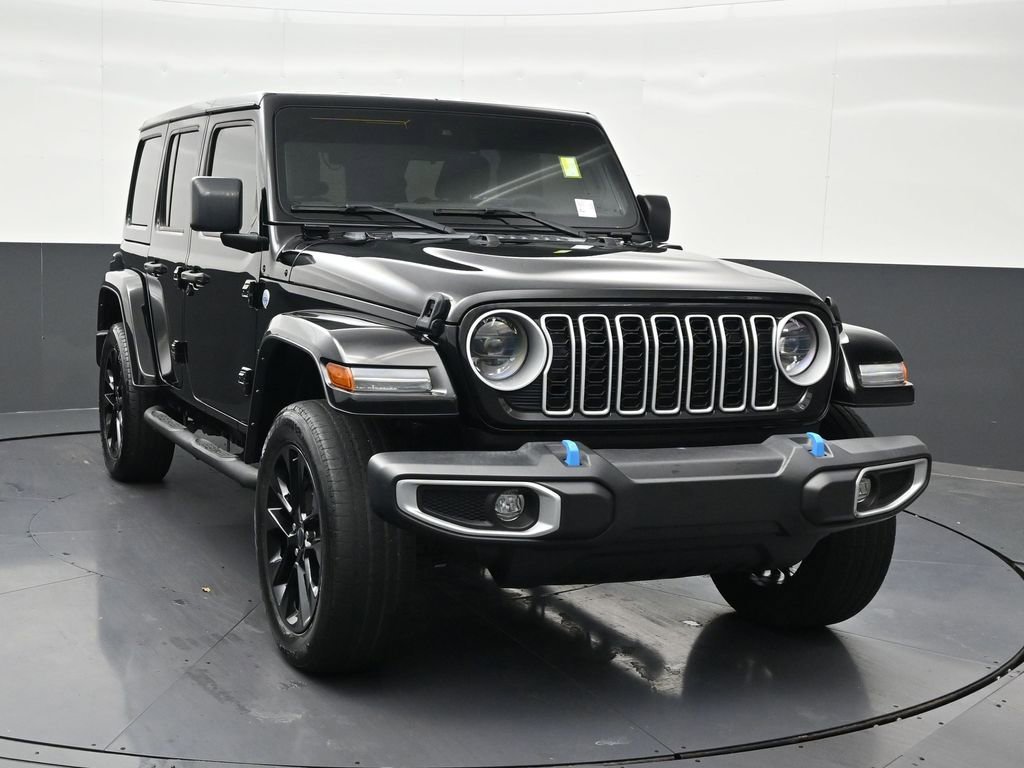 Used 2024 Jeep Wrangler Unlimited Sahara AWD/4WD image 8