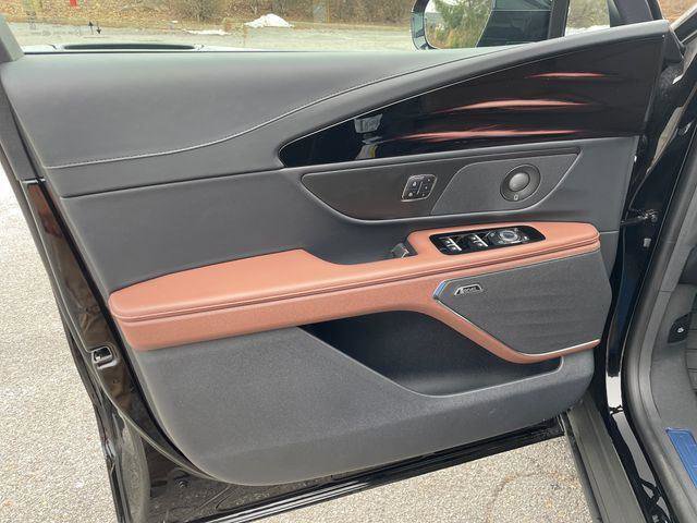 New 2026 Lincoln Nautilus Reserve AWD/4WD image 18