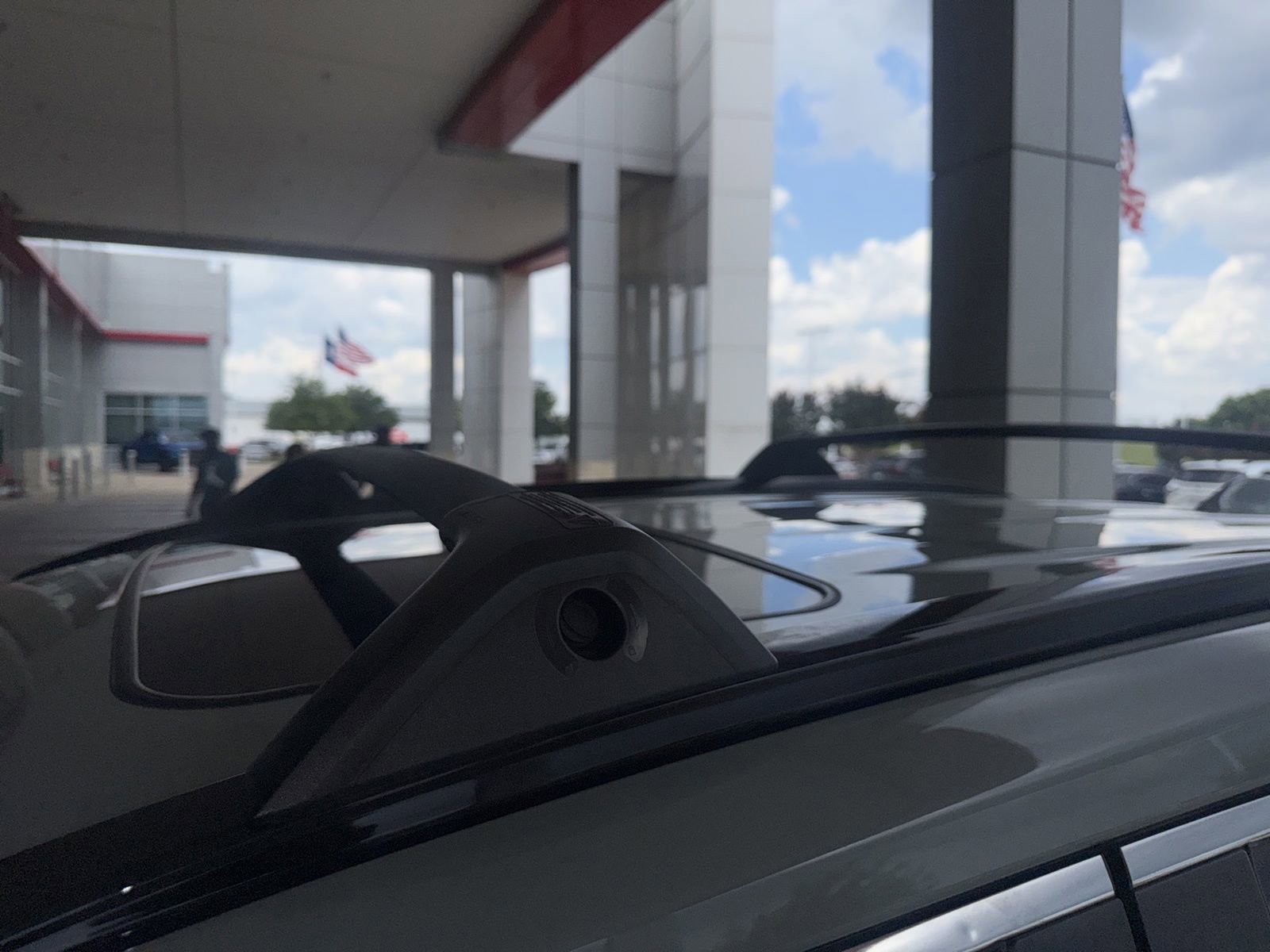 Used 2022 Toyota RAV4 XLE Premium FWD image 5