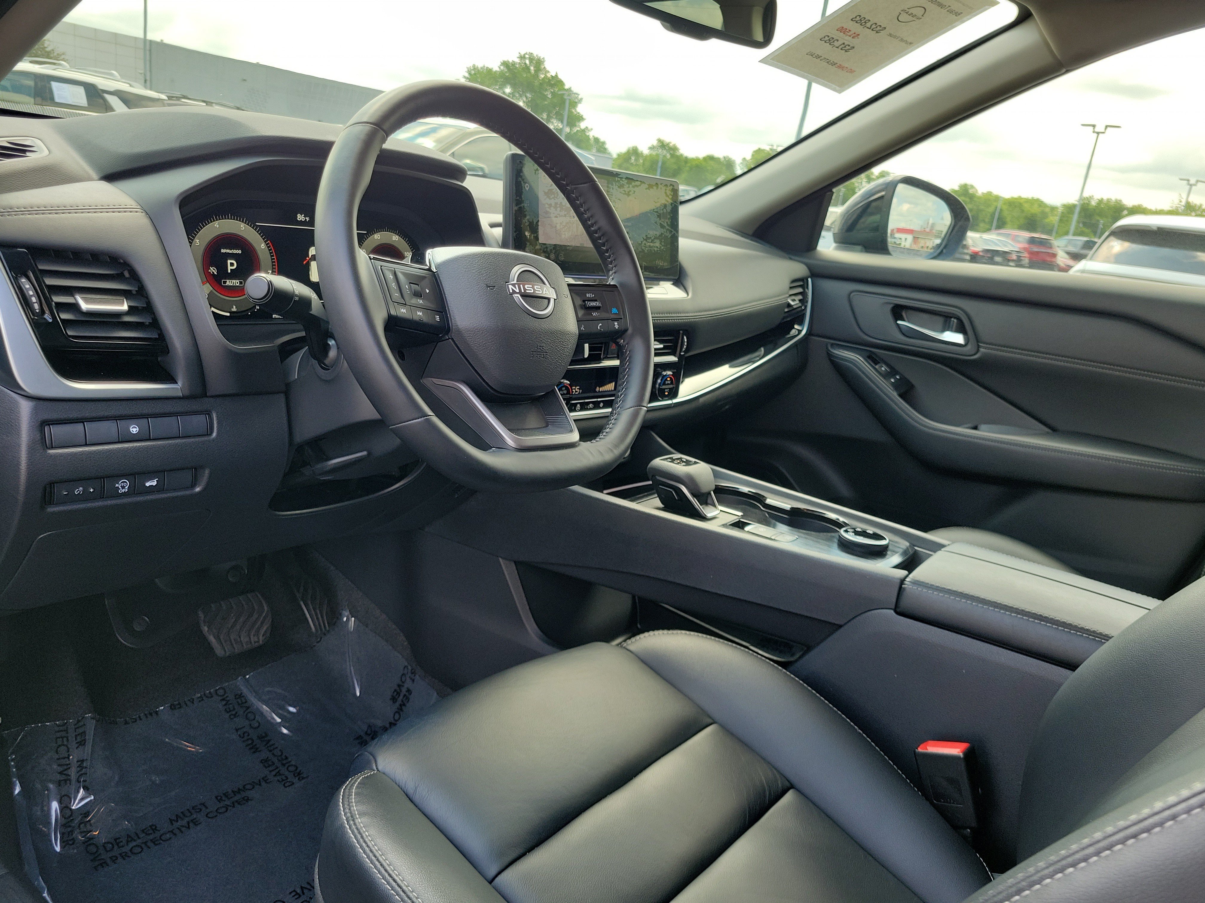 Used 2026 Nissan Rogue SL AWD/4WD image 19