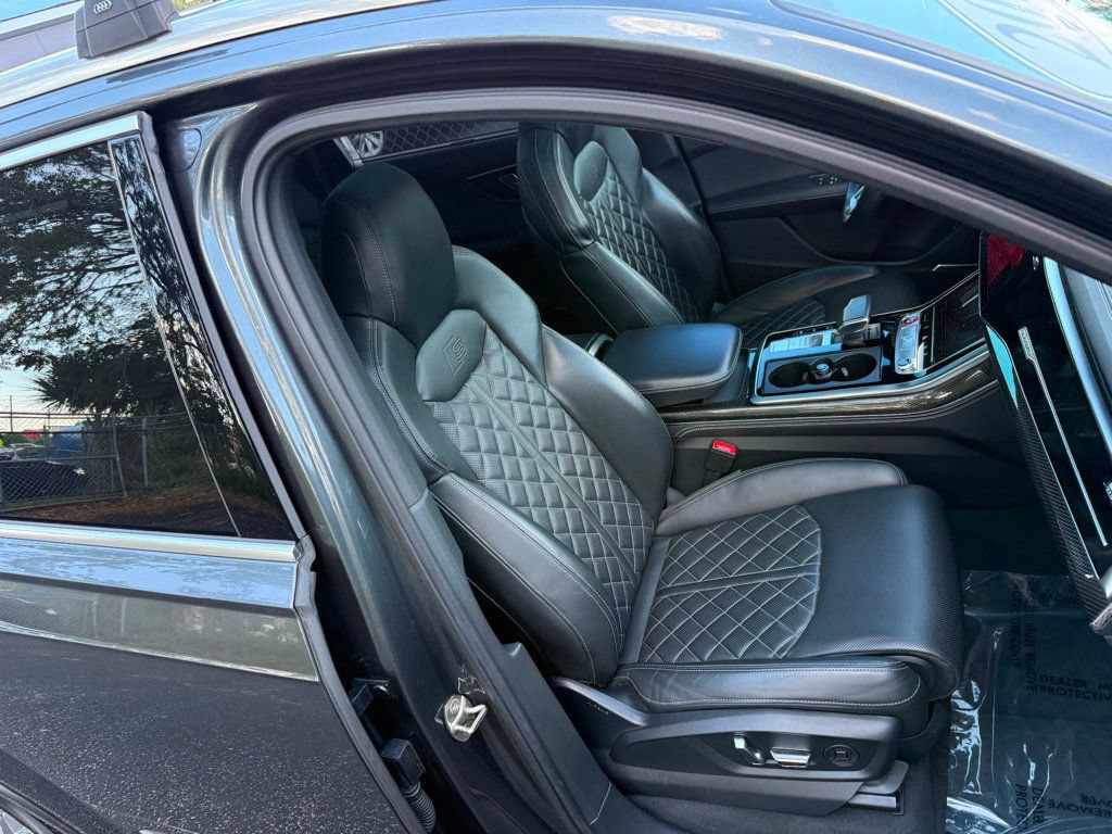 Used 2023 Audi SQ7 Prestige AWD/4WD image 44