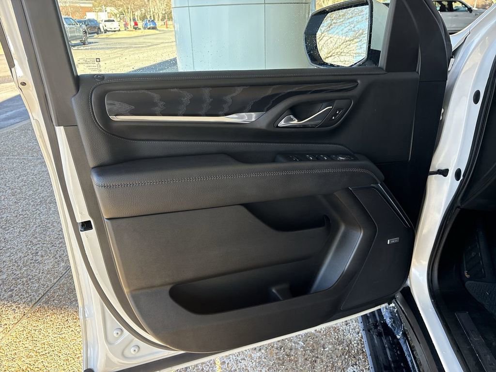 Certified 2022 GMC Yukon XL Denali image 22