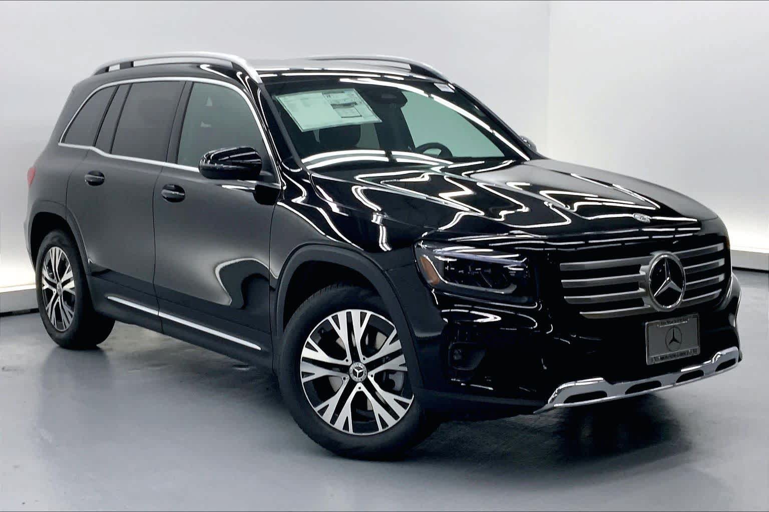 Used 2026 Mercedes-Benz GLB 250 image 4