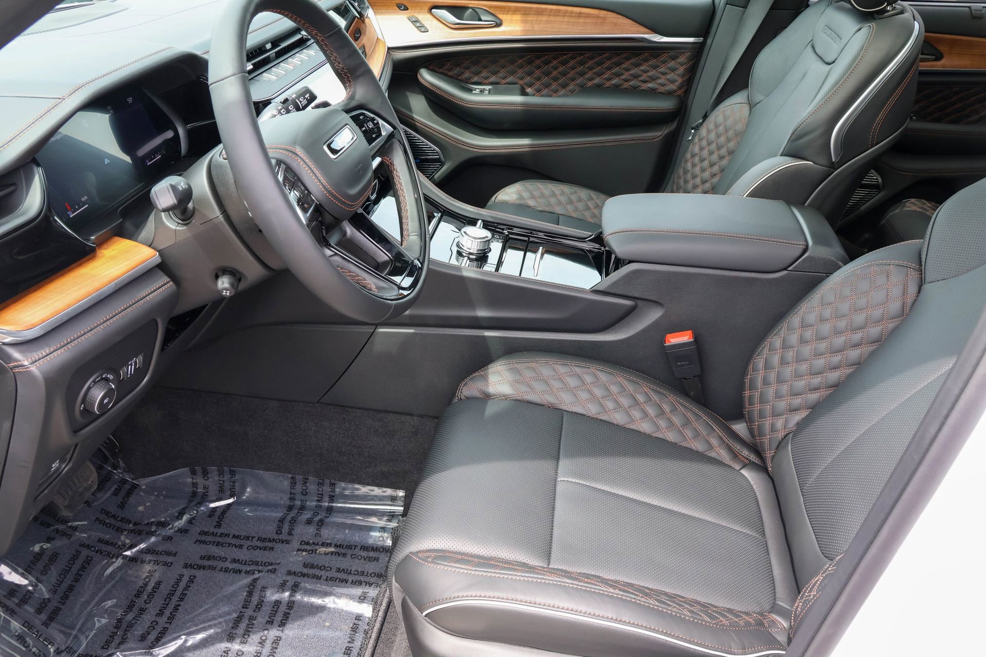 New 2026 Jeep Grand Cherokee Summit AWD/4WD image 4