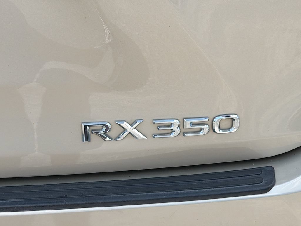 Used 2015 Lexus RX 450h AWD w/ Luxury Package image 11