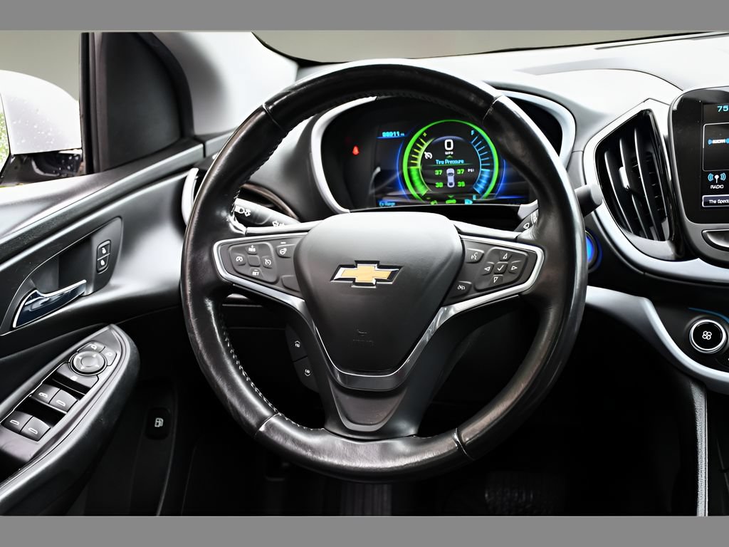 Used 2018 Chevrolet Volt LT w/ LT Driver Confidence Package FWD image 18
