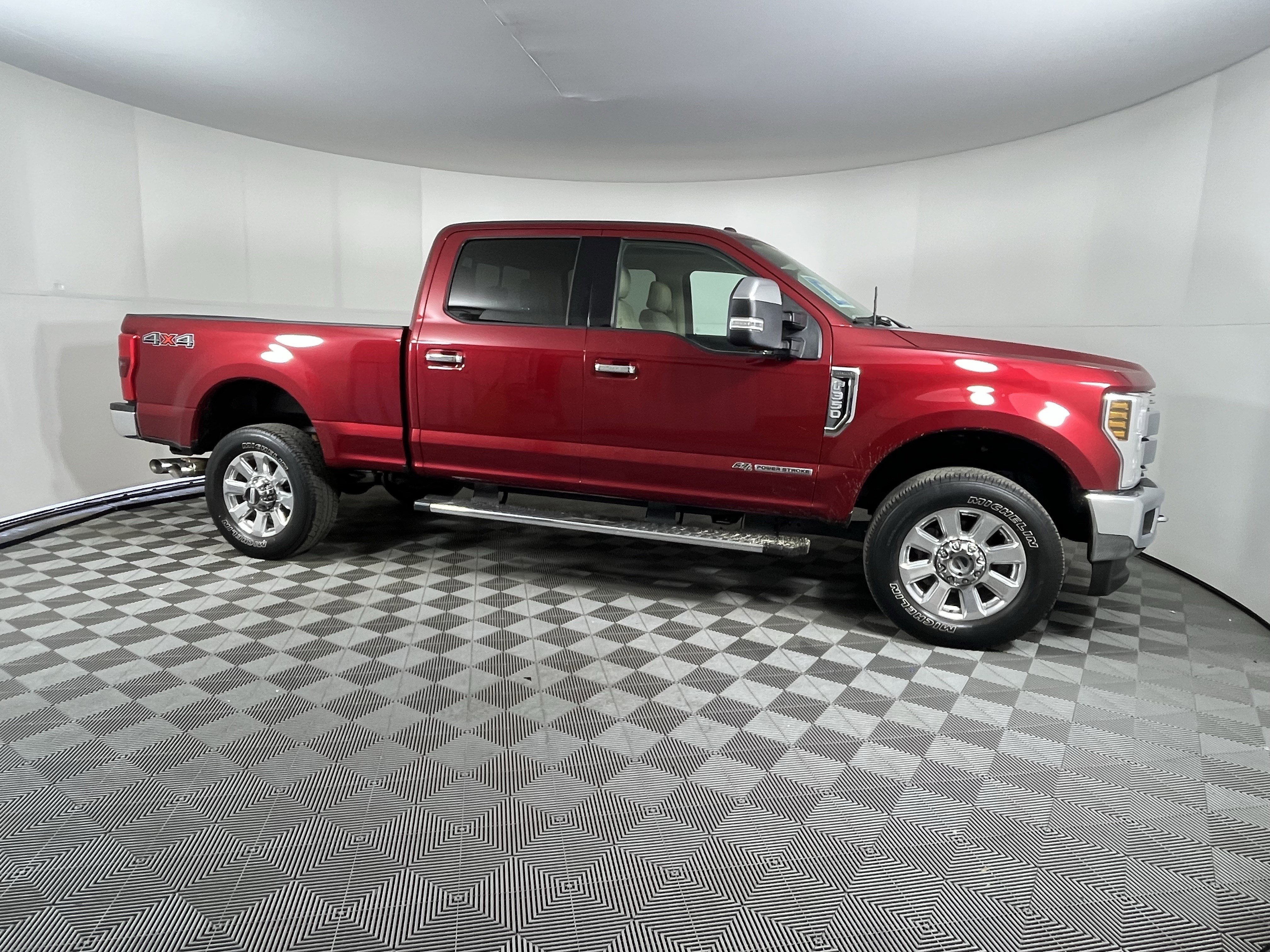 Used 2018 Ford F350 Lariat w/ Chrome Package image 6