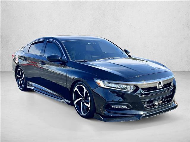 Used 2018 Honda Accord Sport image 3