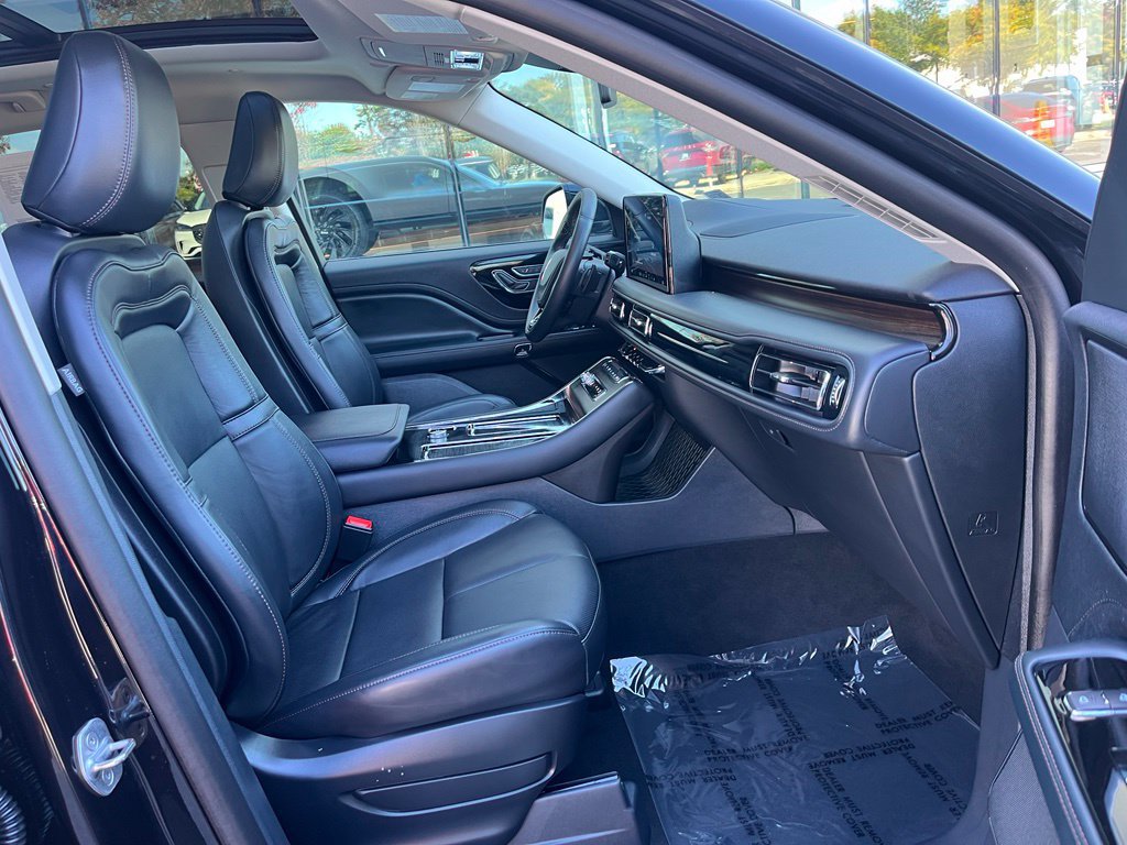 Used 2026 Lincoln Aviator Reserve AWD/4WD image 22