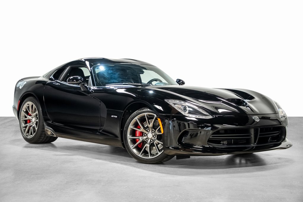 Used 2013 SRT Viper GTS w/ GTS Laguna Interior Pkg image 2