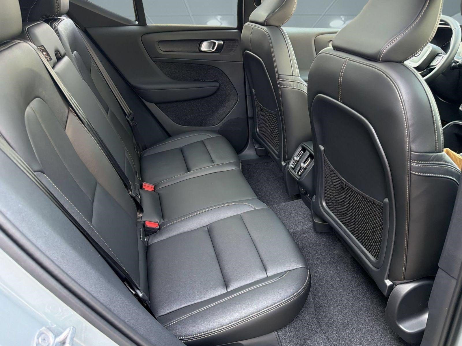 New 2026 Volvo XC40 B5 Ultra w/ Protection Package Premier AWD/4WD image 30