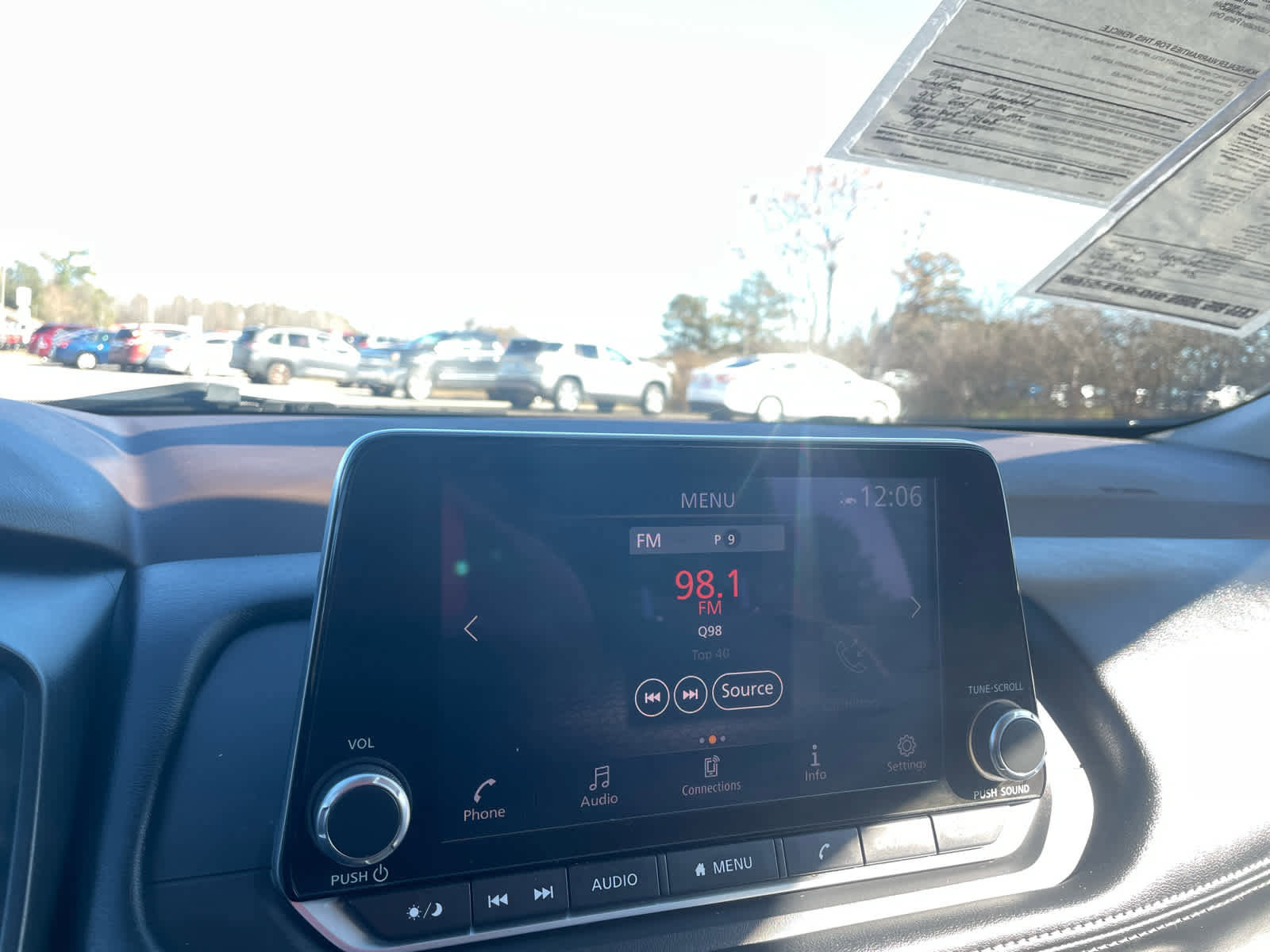 Used 2023 Nissan Rogue SV image 24