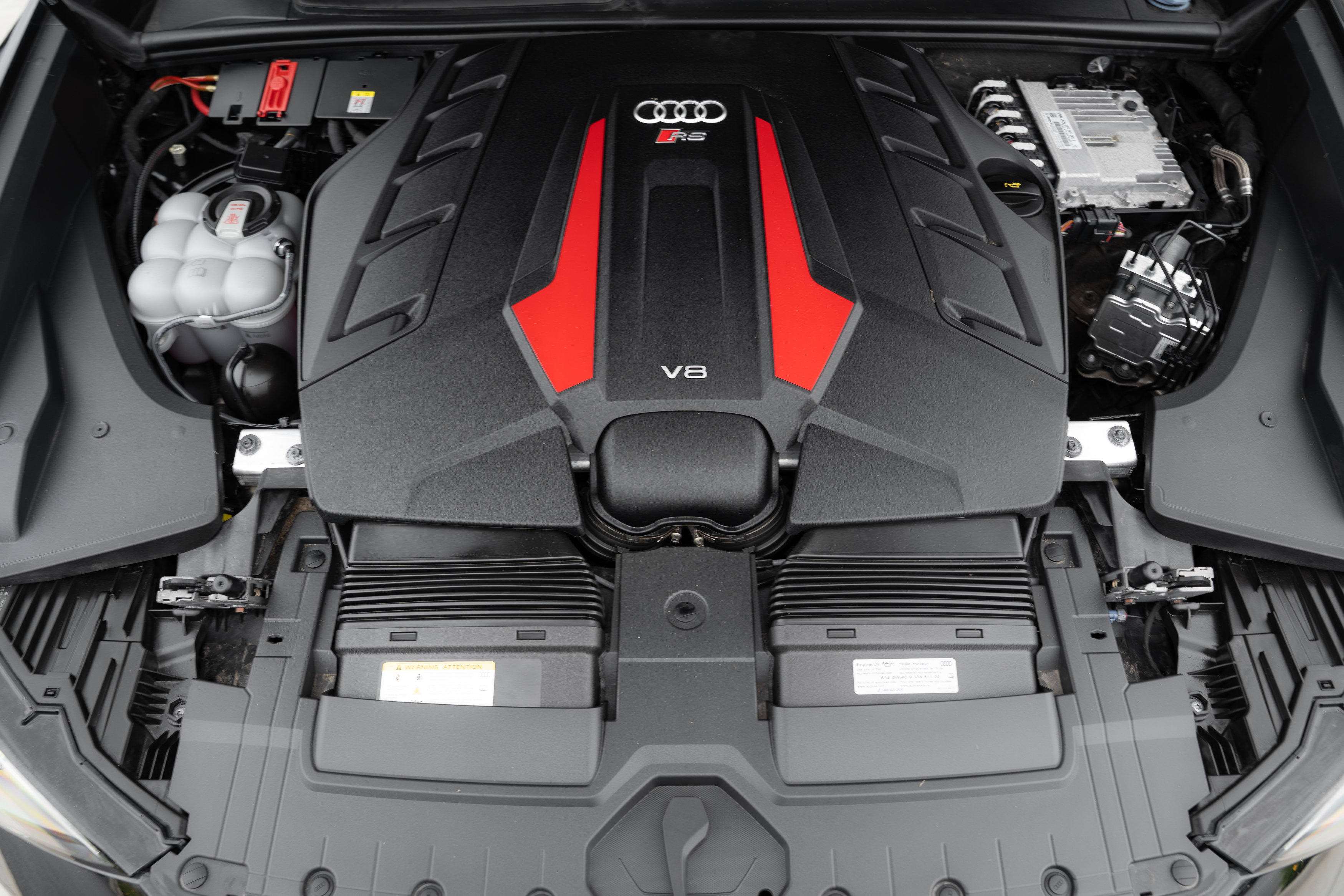 Certified 2024 Audi RS Q8 w/ Black Optic Package AWD/4WD image 41