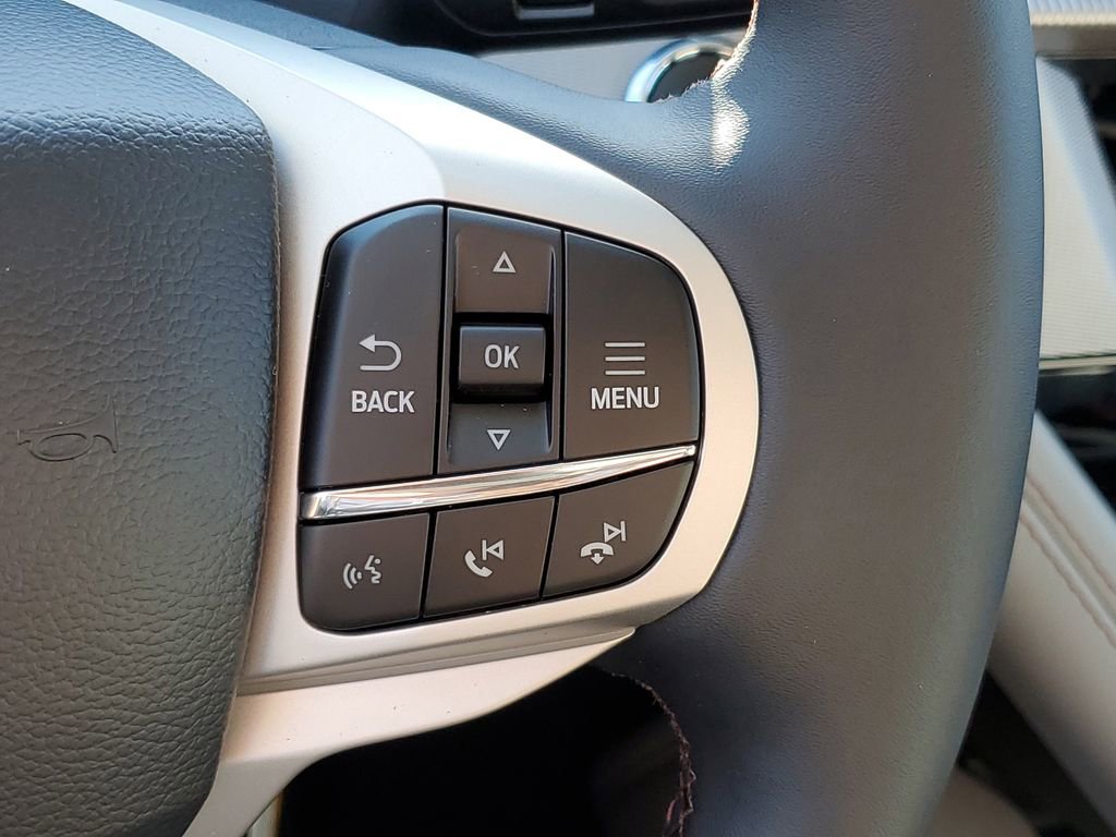 New 2026 Ford Explorer Active w/ Active Comfort Package image 16