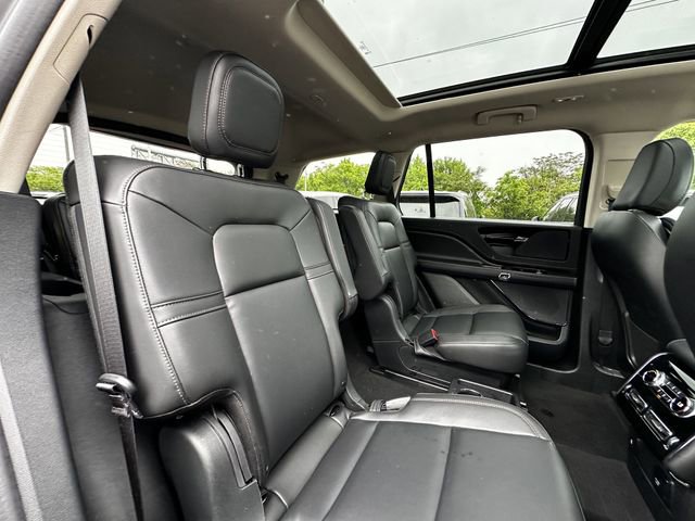 Certified 2024 Lincoln Aviator AWD w/ Premium Package image 38