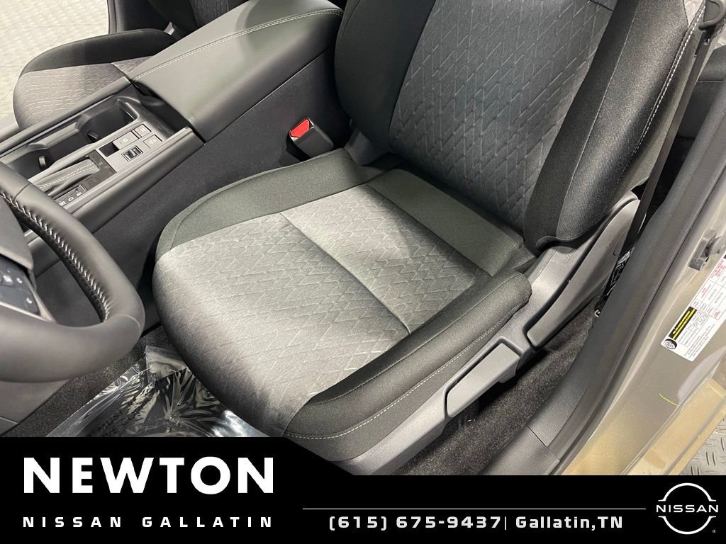 New 2026 Nissan Sentra SV w/ SV Convenience Package FWD image 18