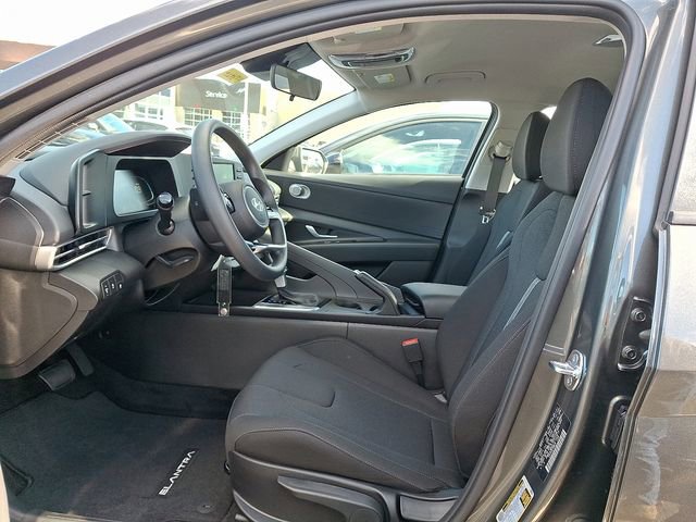 New 2026 Hyundai Elantra SE image 7