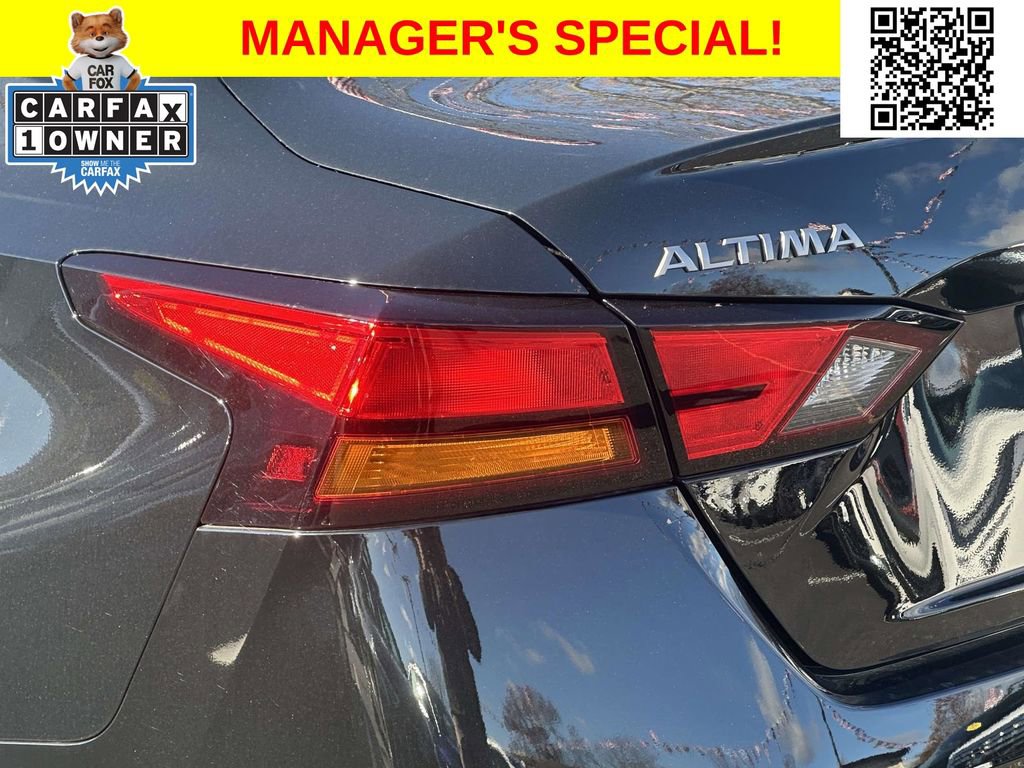 Used 2025 Nissan Altima 2.5 S FWD image 11