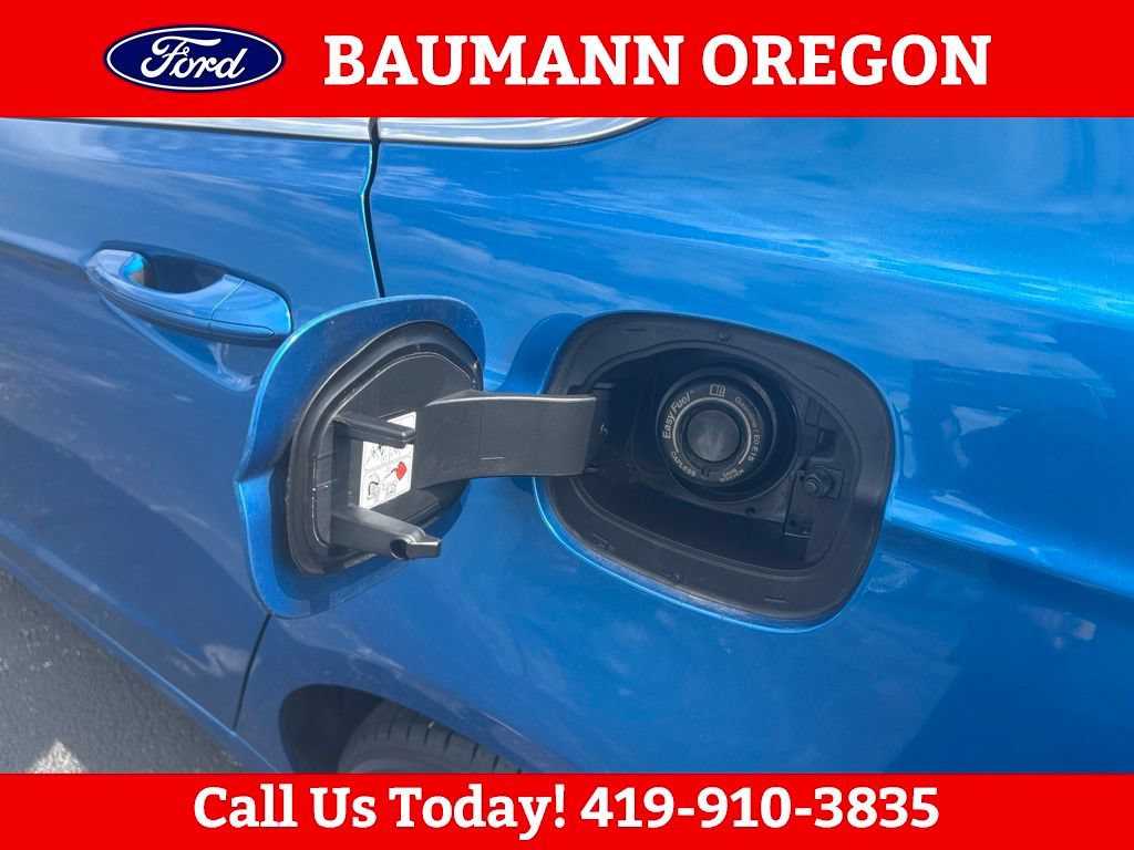 Used 2020 Ford Fusion SE FWD image 13