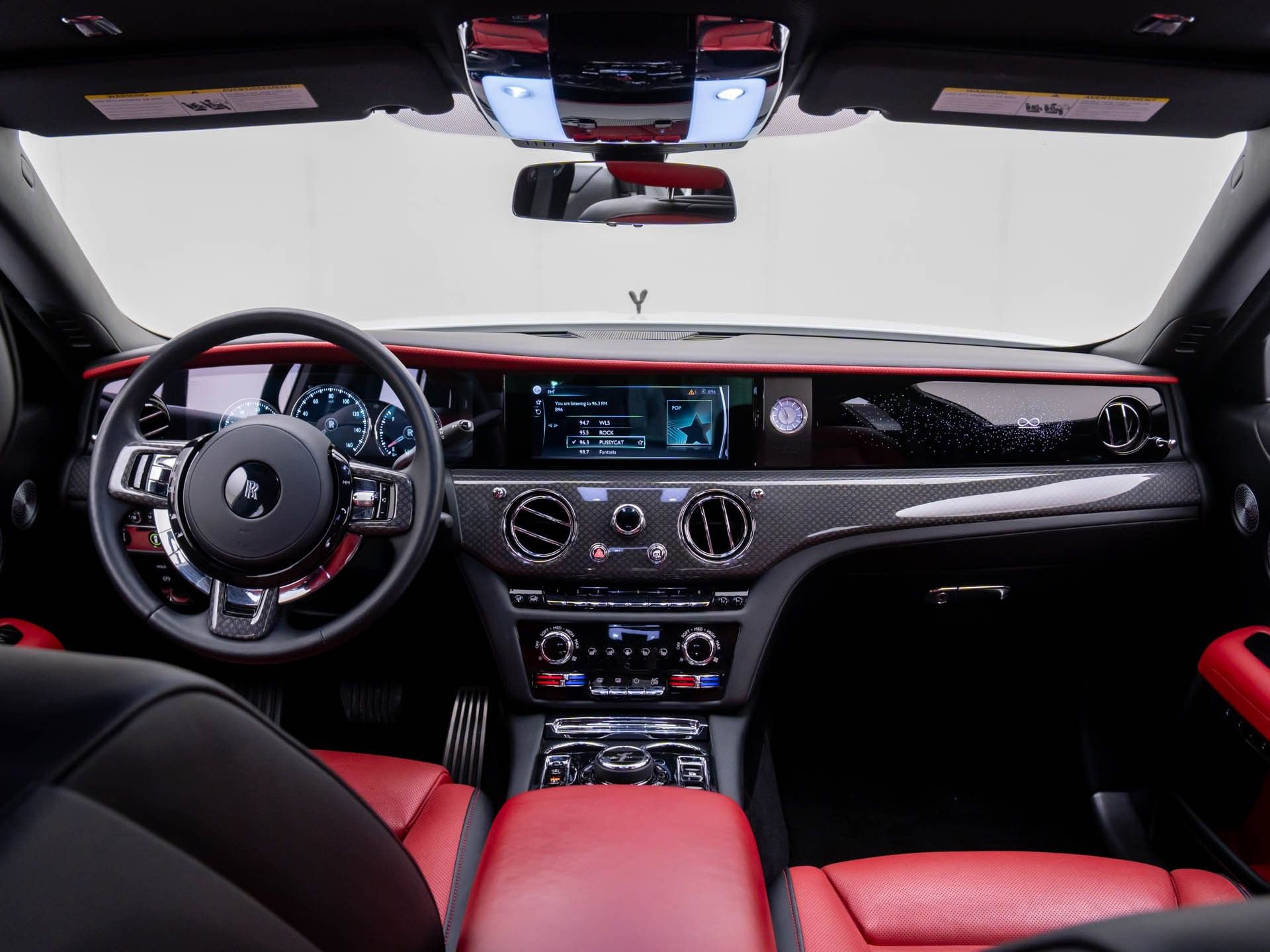 Used 2022 Rolls-Royce Ghost Black Badge image 11