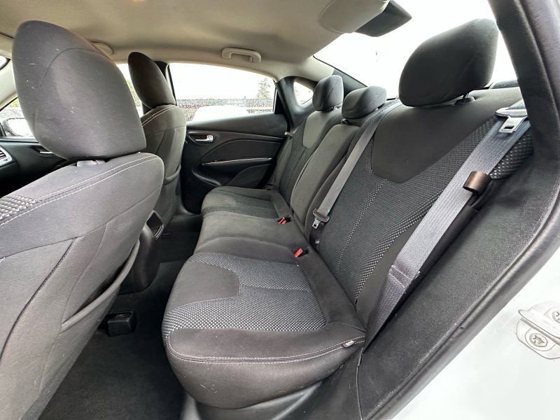Used 2016 Dodge Dart SXT FWD image 11
