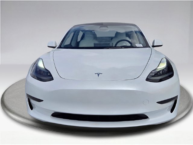 Used 2023 Tesla Model 3 Standard Range RWD image 9
