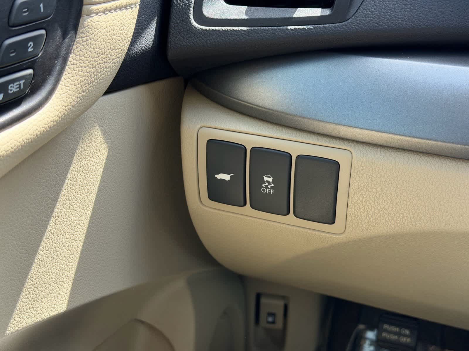Used 2013 Acura RDX w/ Technology Package FWD image 28