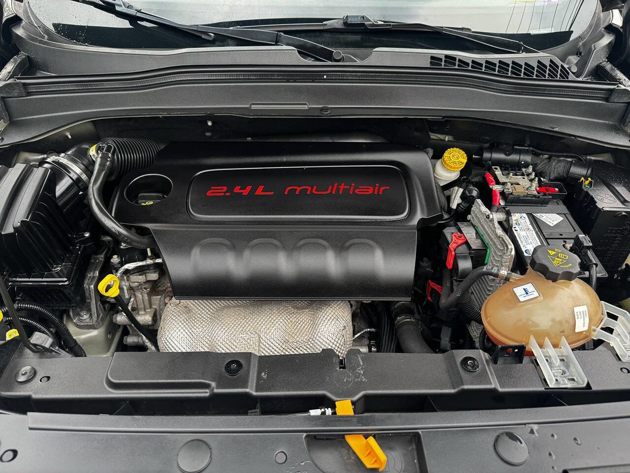 Used 2018 Jeep Renegade Latitude image 18