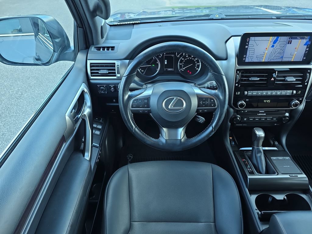 Used 2022 Lexus GX 460 w/ Accessory Package AWD/4WD image 13