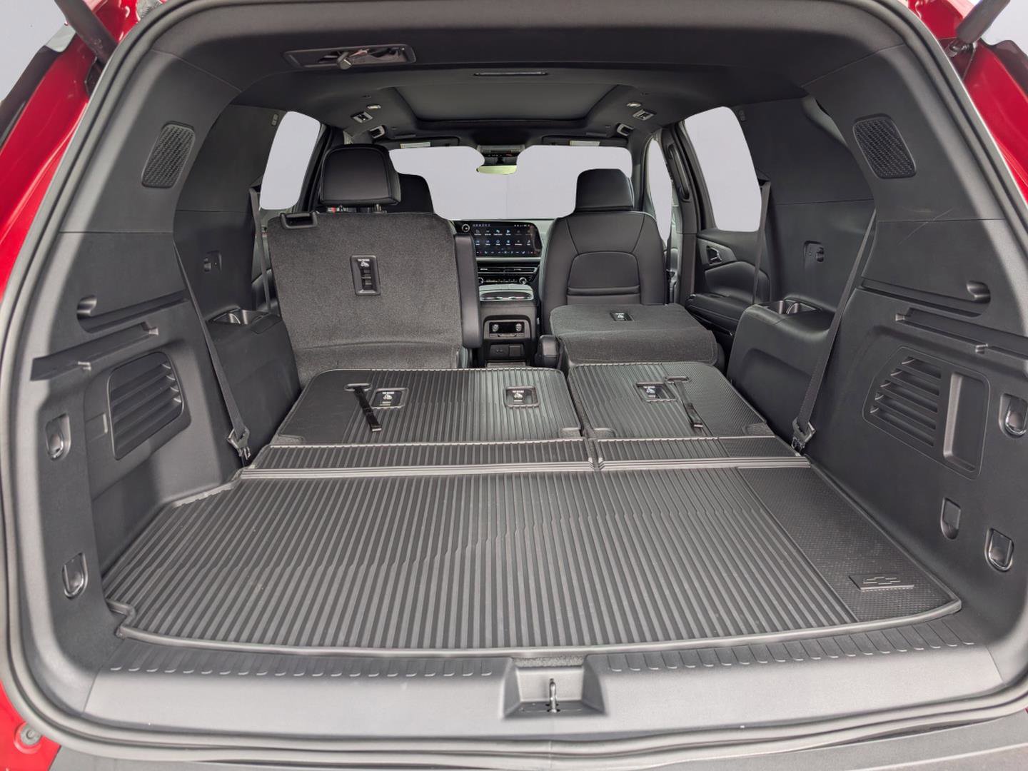 New 2026 Chevrolet Traverse LT w/ Sun and Wheel Package image 19