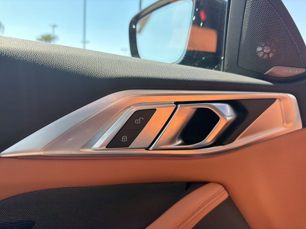 Used 2023 BMW M440i Coupe w/ Premium Package image 7