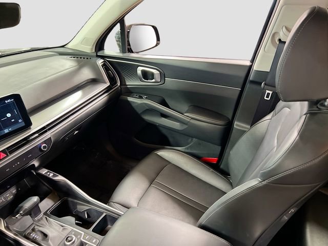 Certified 2024 Kia Sorento S image 23