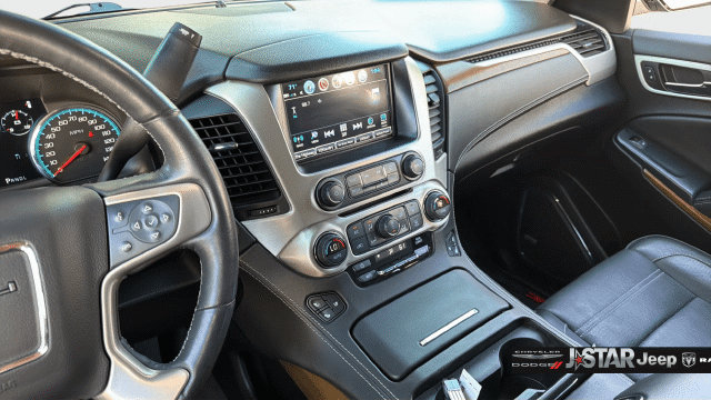 Used 2020 GMC Yukon Denali w/ Denali Ultimate Package AWD/4WD image 20