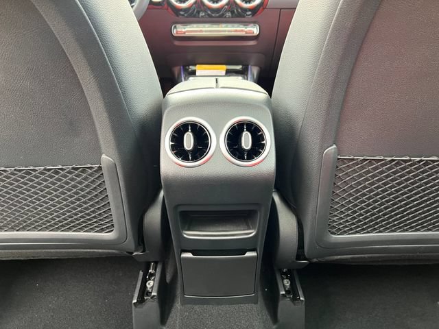 New 2025 Mercedes-Benz GLA 35 AMG 4MATIC image 36