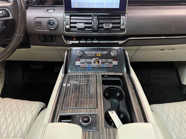Used 2018 Lincoln Navigator L Black Label AWD/4WD image 16