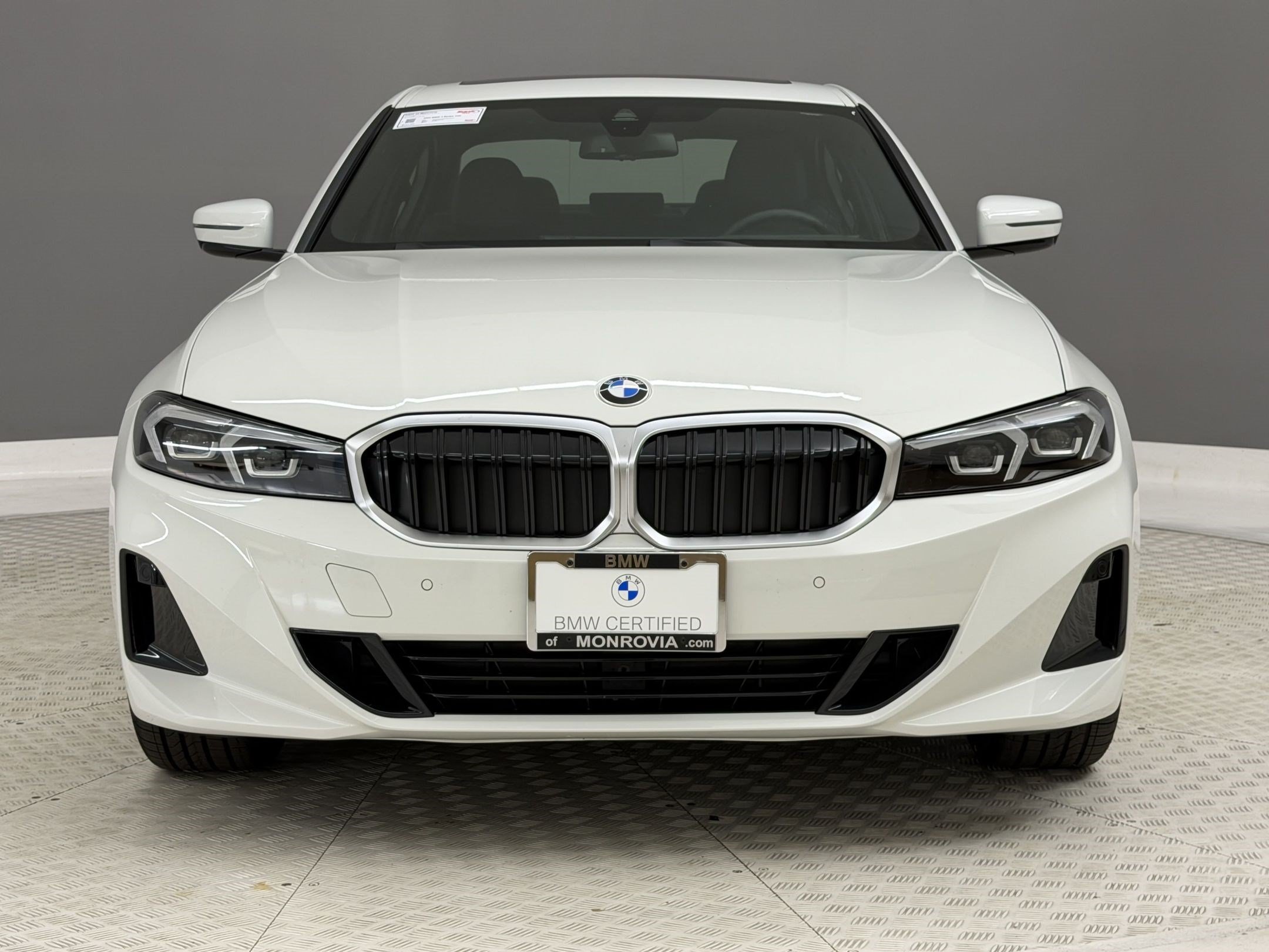 Certified 2024 BMW 330i Sedan w/ Convenience Package RWD image 6