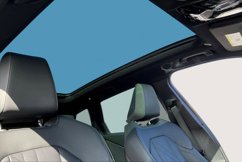 Certified 2025 BMW X3 xDrive30i w/ Premium Package image 27