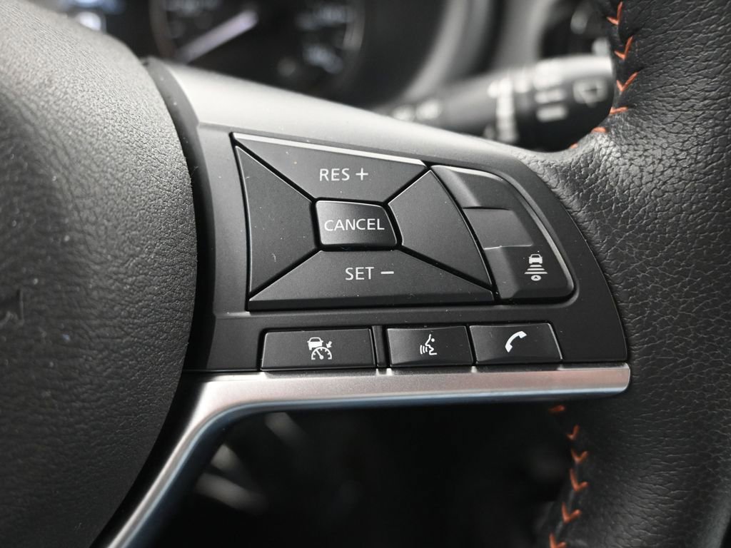 Used 2023 Nissan Kicks SR w/ SR Premium Package image 25