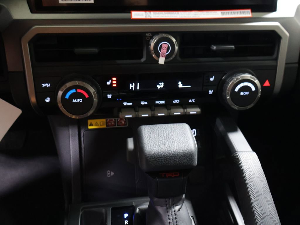 New 2026 Toyota 4Runner TRD Off-Road Premium AWD/4WD image 22