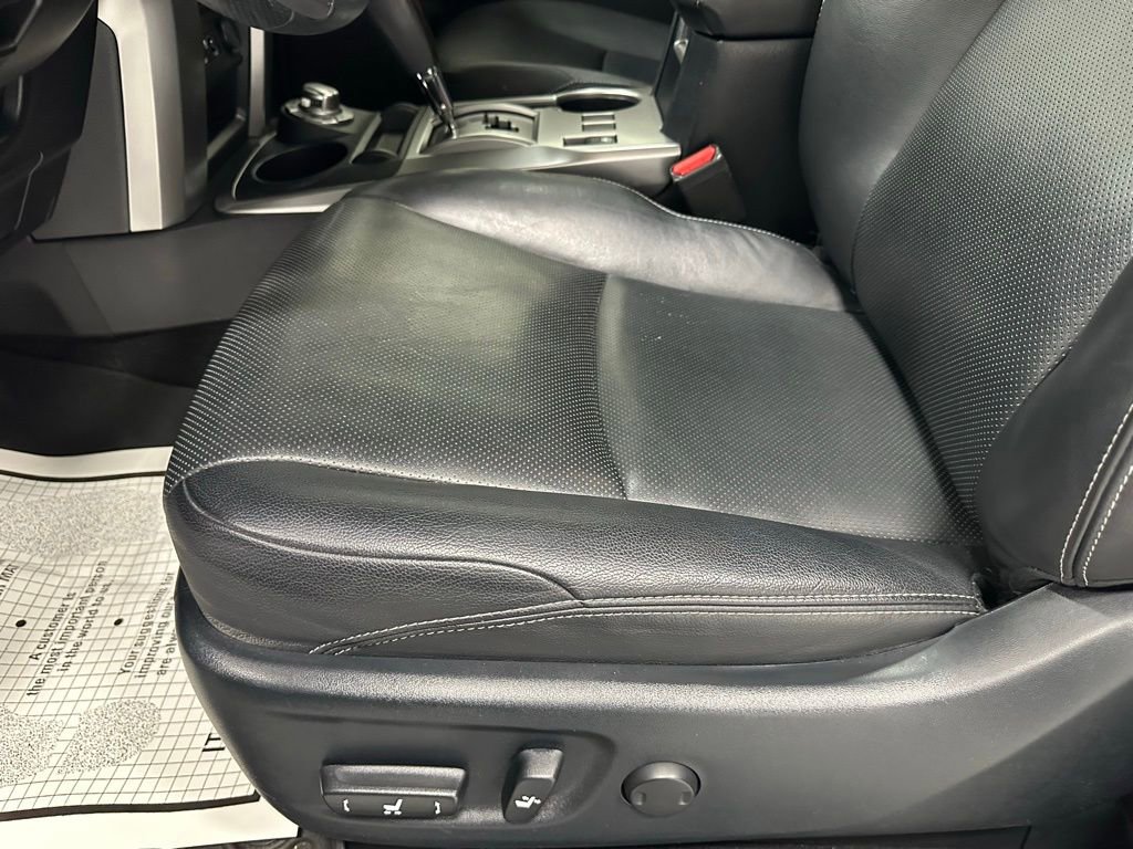Used 2020 Toyota 4Runner Limited AWD/4WD image 13