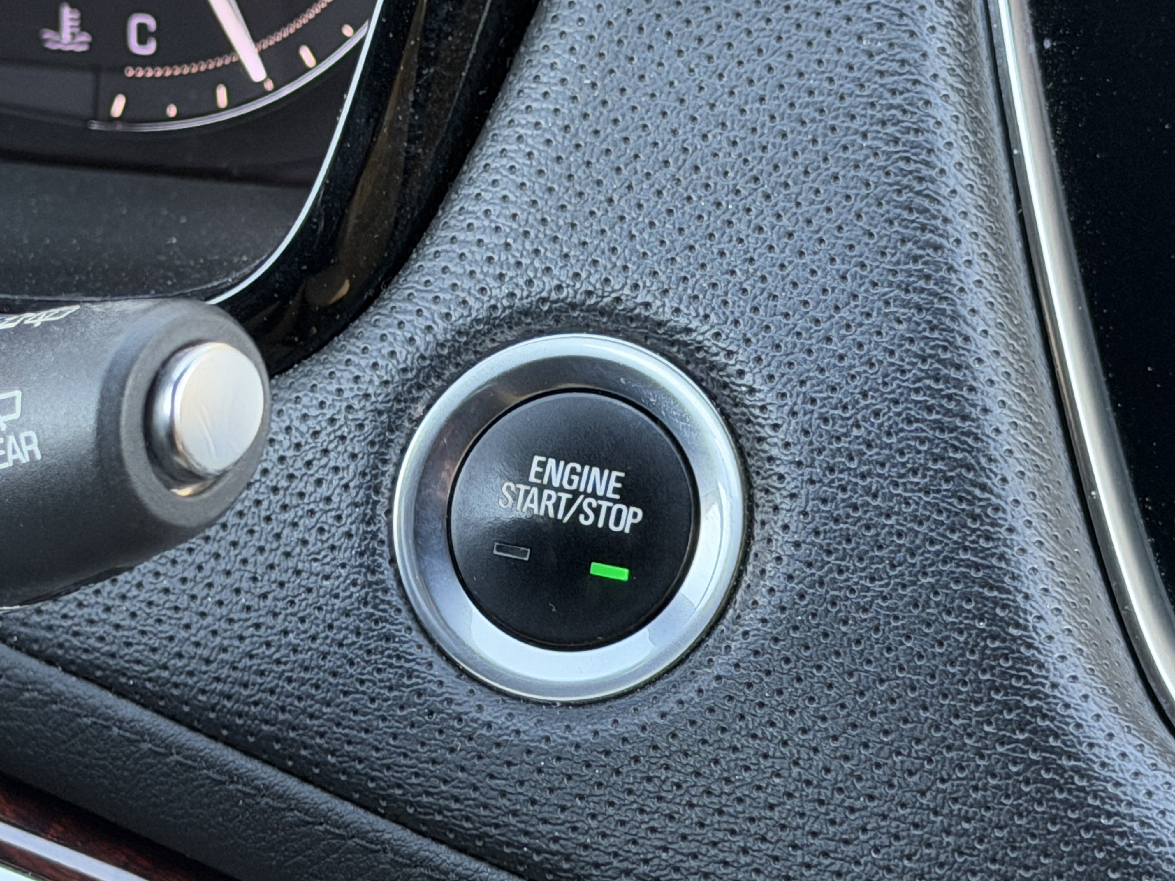 Used 2017 Cadillac XT5 Luxury w/ LPO, Wheel Lock Package image 32