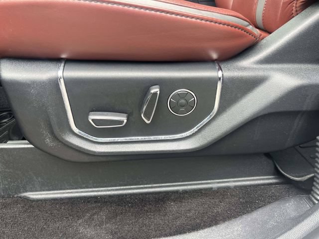 Used 2018 Ford F150 Platinum w/ Equipment Group 701A Luxury RWD image 19