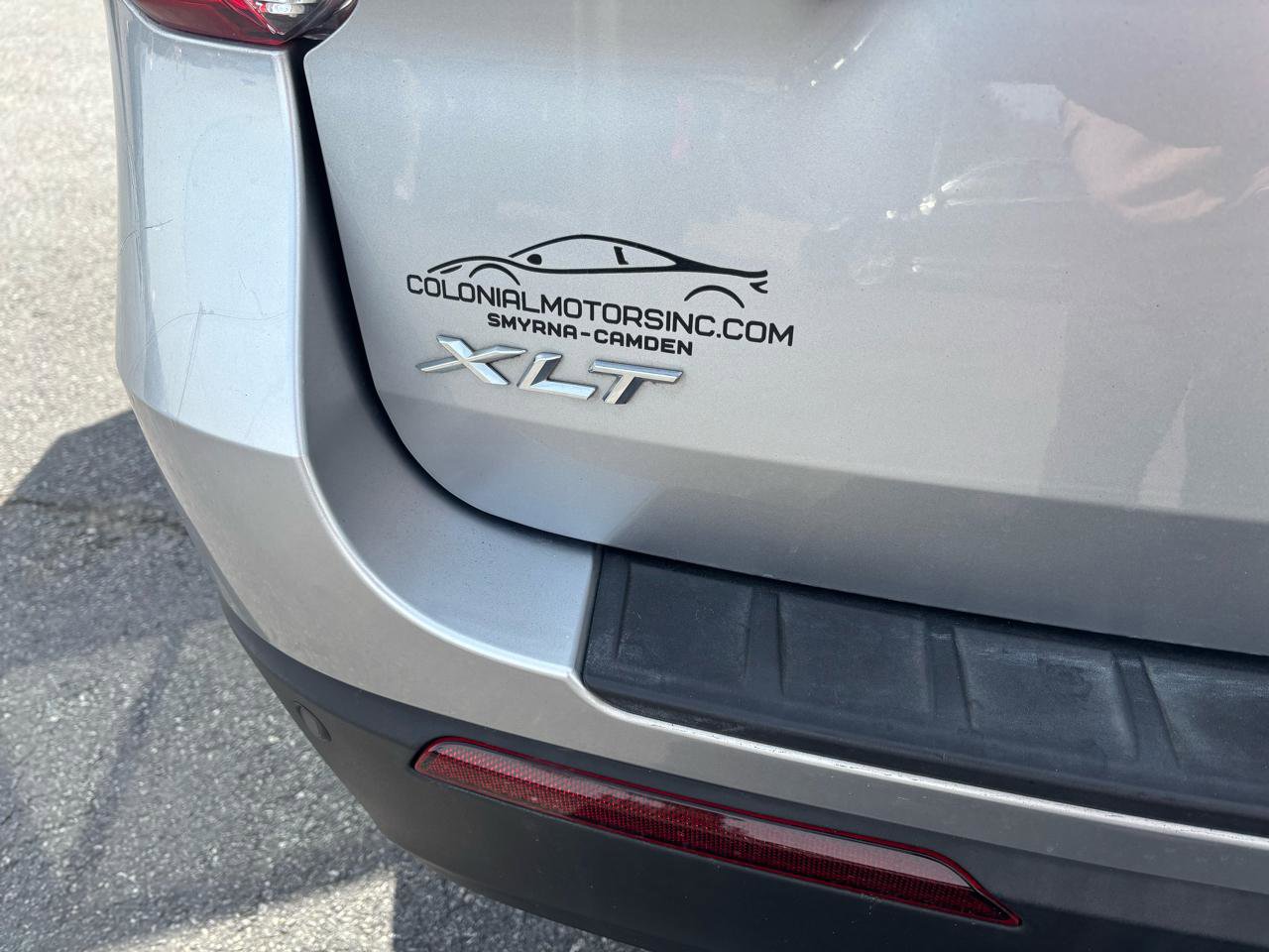 Used 2020 Ford Explorer XLT w/ Comfort Package image 8