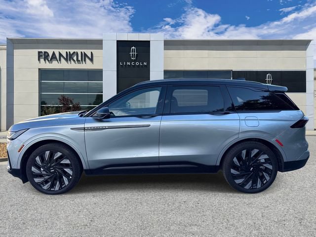 Used 2024 Lincoln Nautilus Reserve w/ Equipment Group 202A AWD/4WD image 4