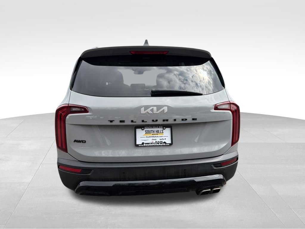 Certified 2022 Kia Telluride SX w/ Nightfall Edition Package image 9