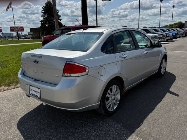 Used 2011 Ford Focus SEL FWD image 32